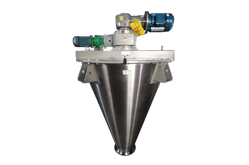 C：立式錐形混合機與臥式混合機比較優(yōu)缺點